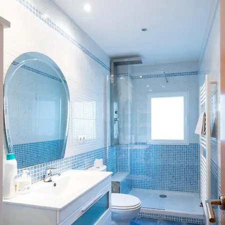 Go- Felipe Ii Center דירה