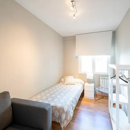 Go- Felipe Ii Center * וייאדוליד