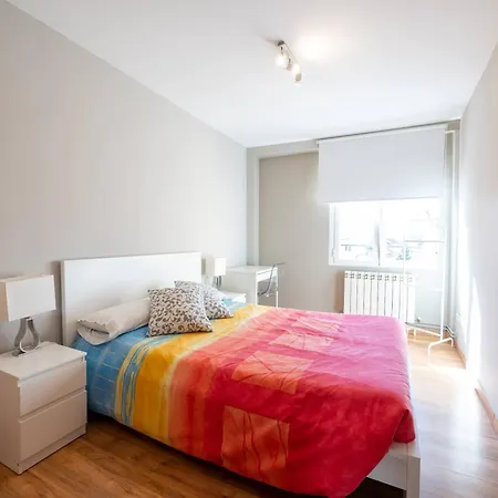 Daire Go- Felipe Ii Center